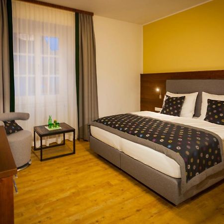 Gasthof Zum Forsthaus Hotel Fischbach Eksteriør billede